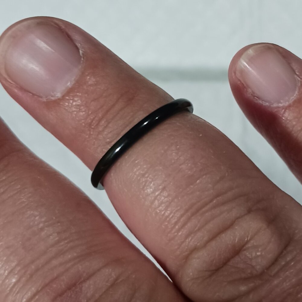 NWOT Black Titanium Steel Thin Stackable Ring Size 7